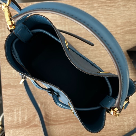 Michael Kors Crossbody Bag - Picture 5 of 5